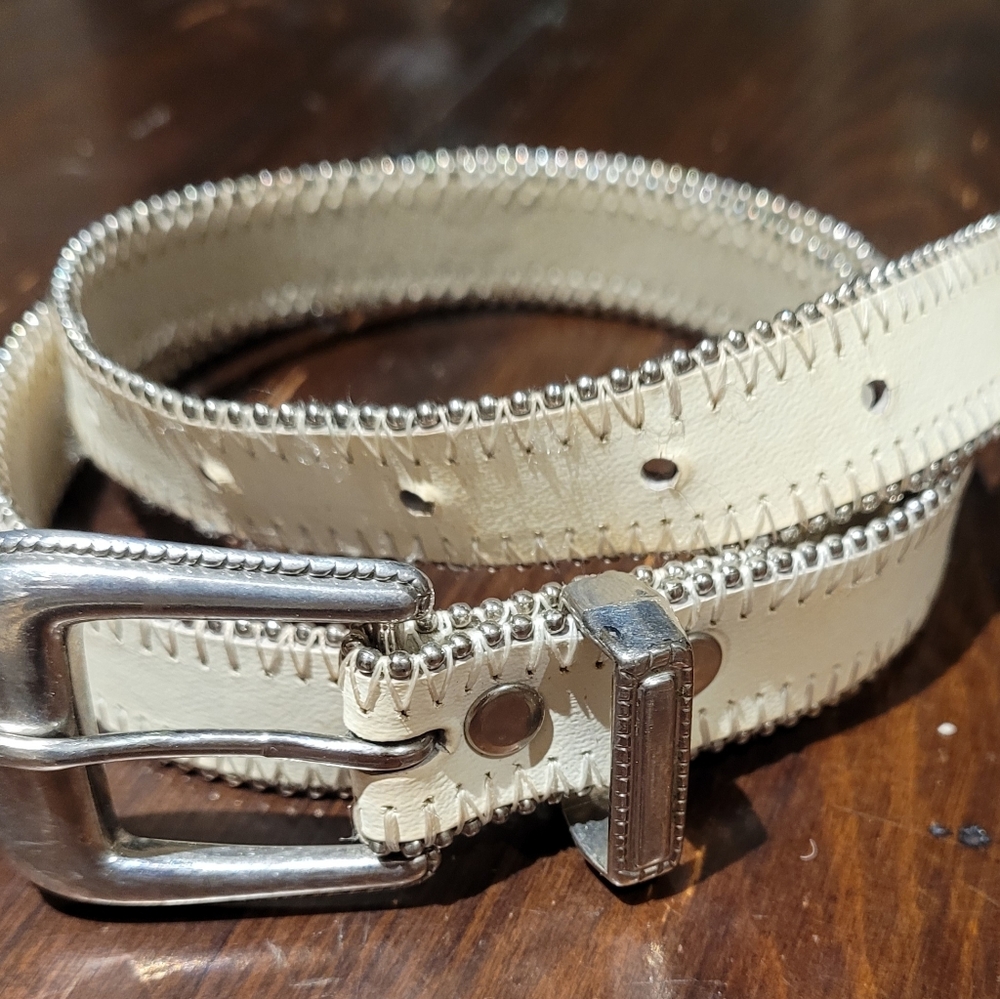Women's White Leather Belt with silver trim